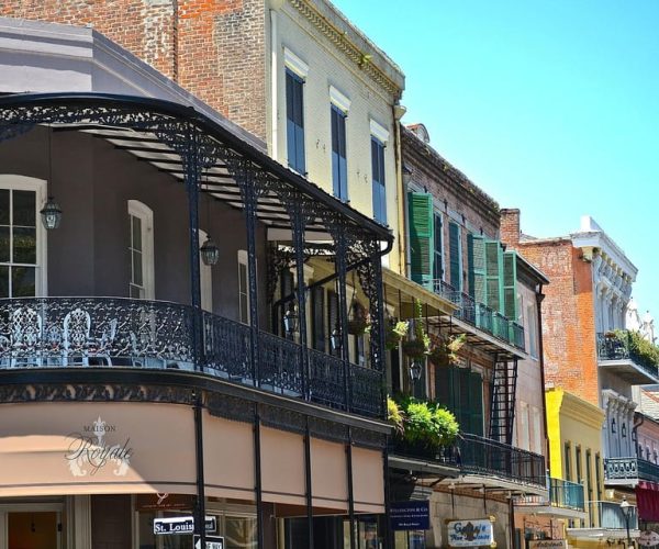 Uptown Elegance: New Orleans Garden District – Louisiana, United States